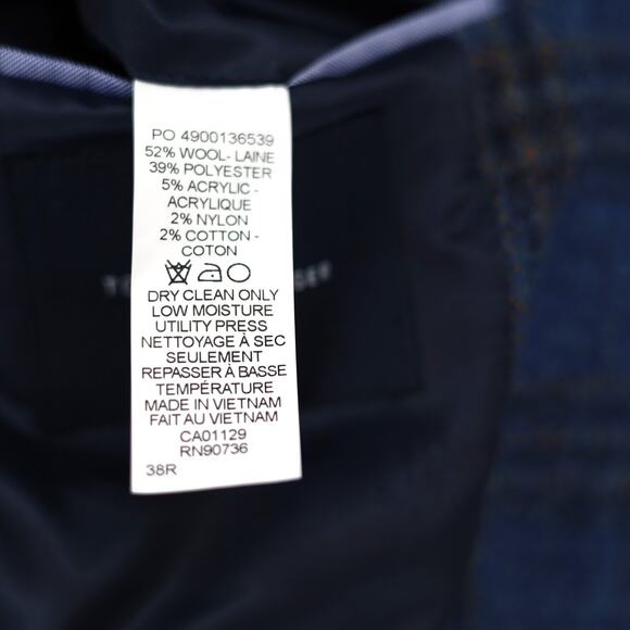 Tommy Hilfiger Men's Navy/Tan Plaid Wool Conrad Modern-Fit Sport Coat Size 38R - Picture 10 of 10